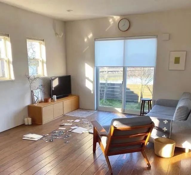 这位80后太太,坚持一天一收拾,把家打理得一尘不染,看着都舒服