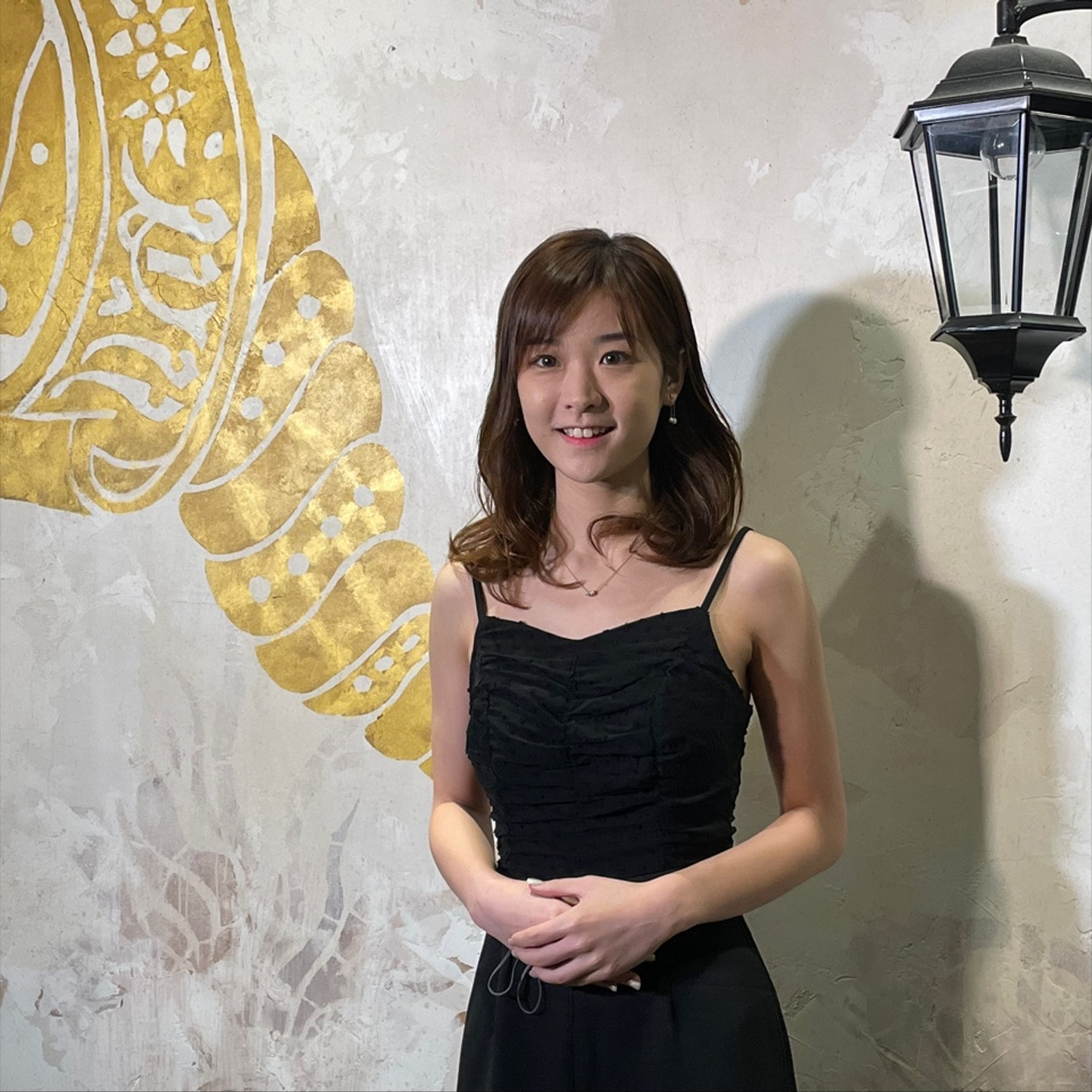 孙艺珍|港姐20强诞生,集体做头发,“爆炸头”成黑马,翻版孙艺珍最吸睛