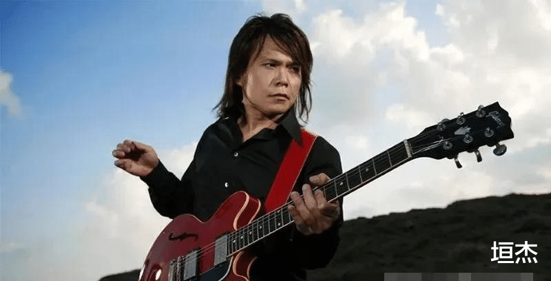 钟镇涛|6位娶了“自家经纪人“的男星，个个出乎意料，对对幸福美满