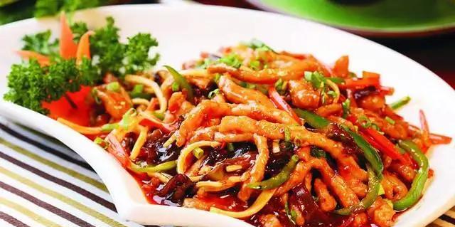 中国“天宫”堪比豪宅,120道菜堪比满汉全席,过节还有特供食品