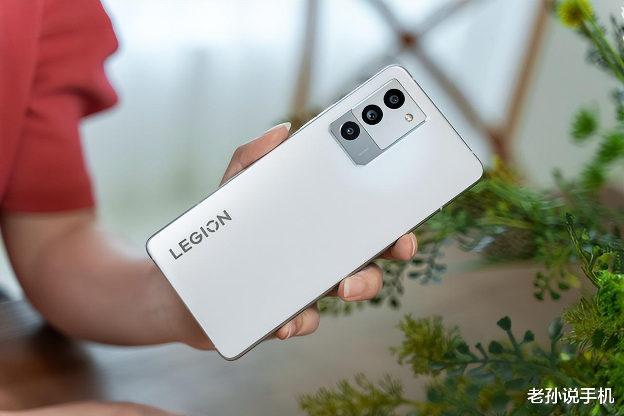 诺基亚|安兔兔8月手机性能榜:高层霸占旗舰领域,联发科退守中端机!