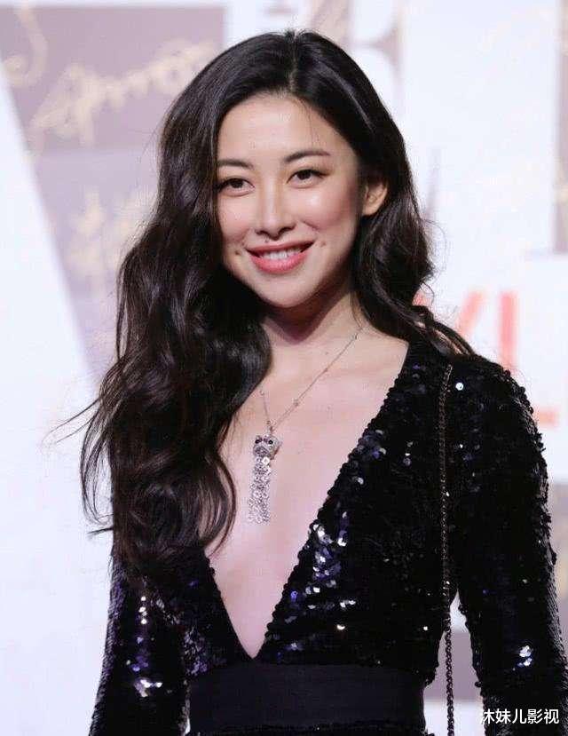 佟丽娅|6位有梨涡的女神,比酒窝更难得,你最喜欢谁?