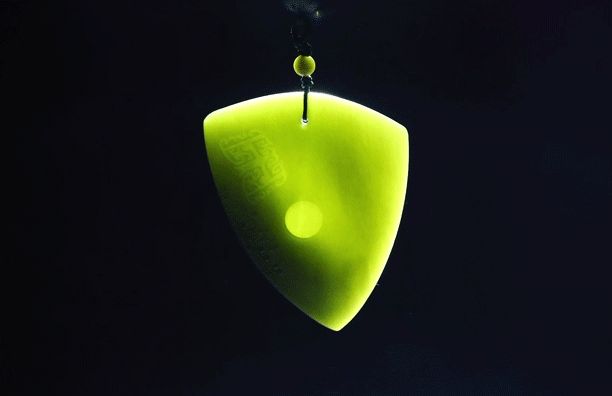 羊脂玉|和田玉，到底贵在哪儿？