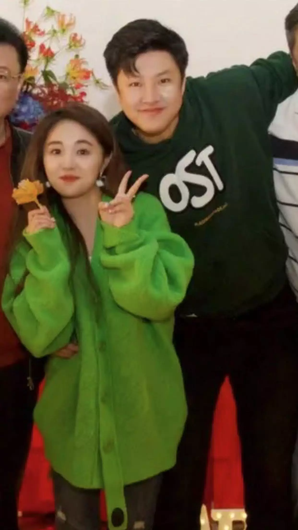 刘德华|央视名嘴金龟子将嫁女!准女婿高大威猛帅气,比王宁健硕不少