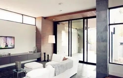 装修一旦碰到工人做错这6点，一毛钱也别给，后悔我家被骗惨了！