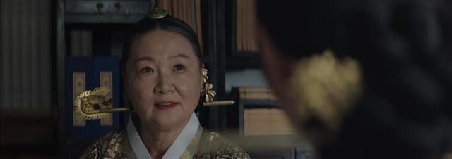 甄嬛传|韩剧《王后伞下》宫斗堪比《甄嬛传》剧情紧张、又刺激,真好看