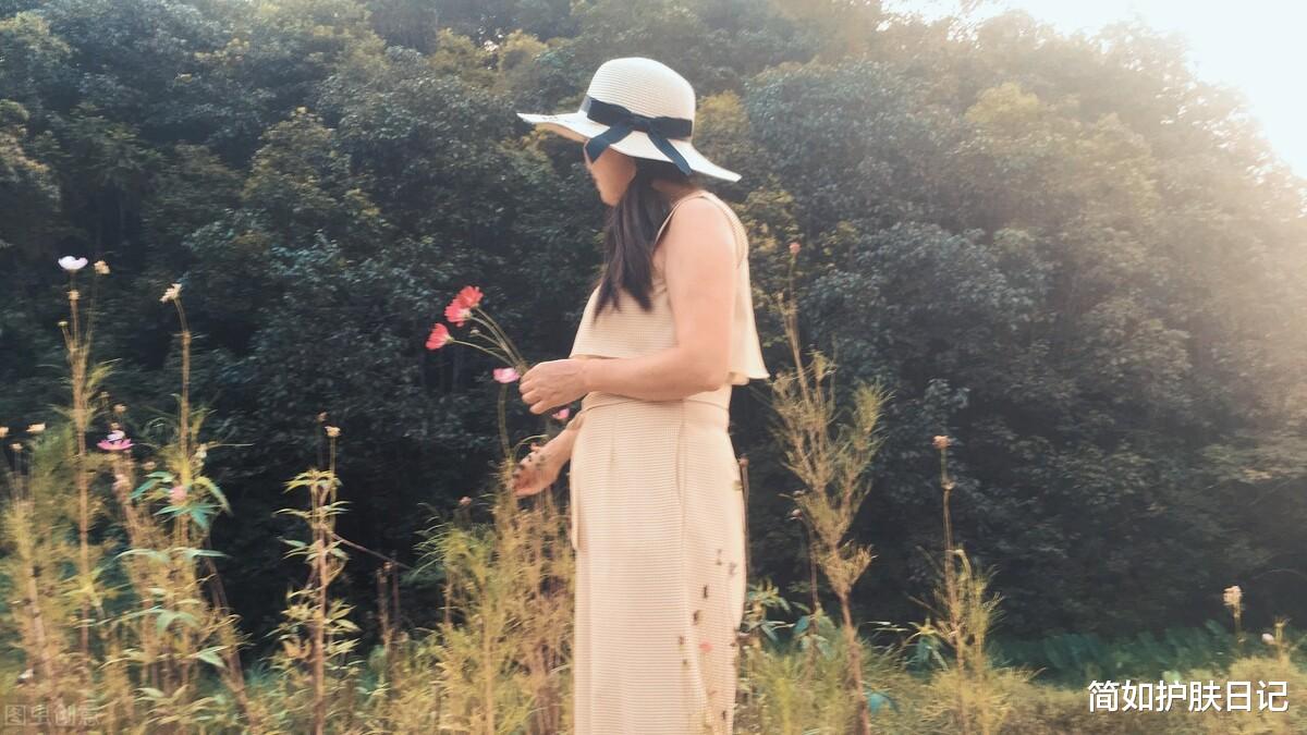 短发 不同年龄段如何护肤？别踩误区