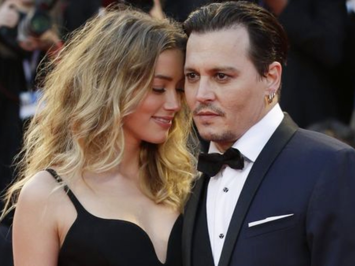 艾梅柏·希尔德|艾梅柏·希尔德解释「瘀青遮瑕、床上污物」等争议问题,德普听完忍不住大笑