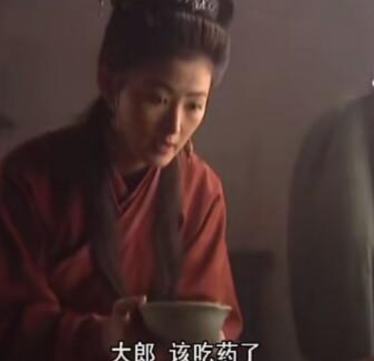 王思懿|52岁王思懿晒合照!武松武大郎潘金莲罕同框,女方模样大变认不出