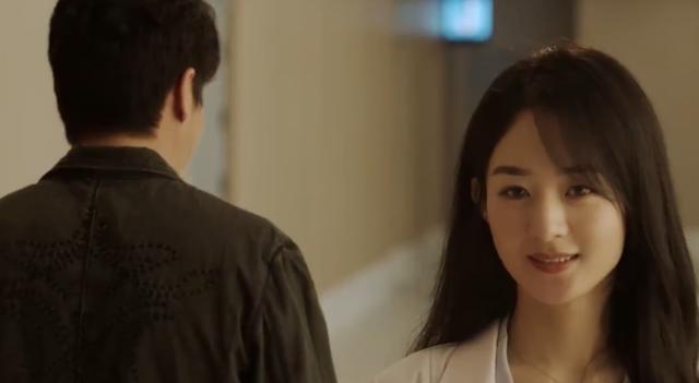 王小虎|10年前她对赵丽颖有恩，10年后颖宝拉了他一把，一部戏捧红他女友