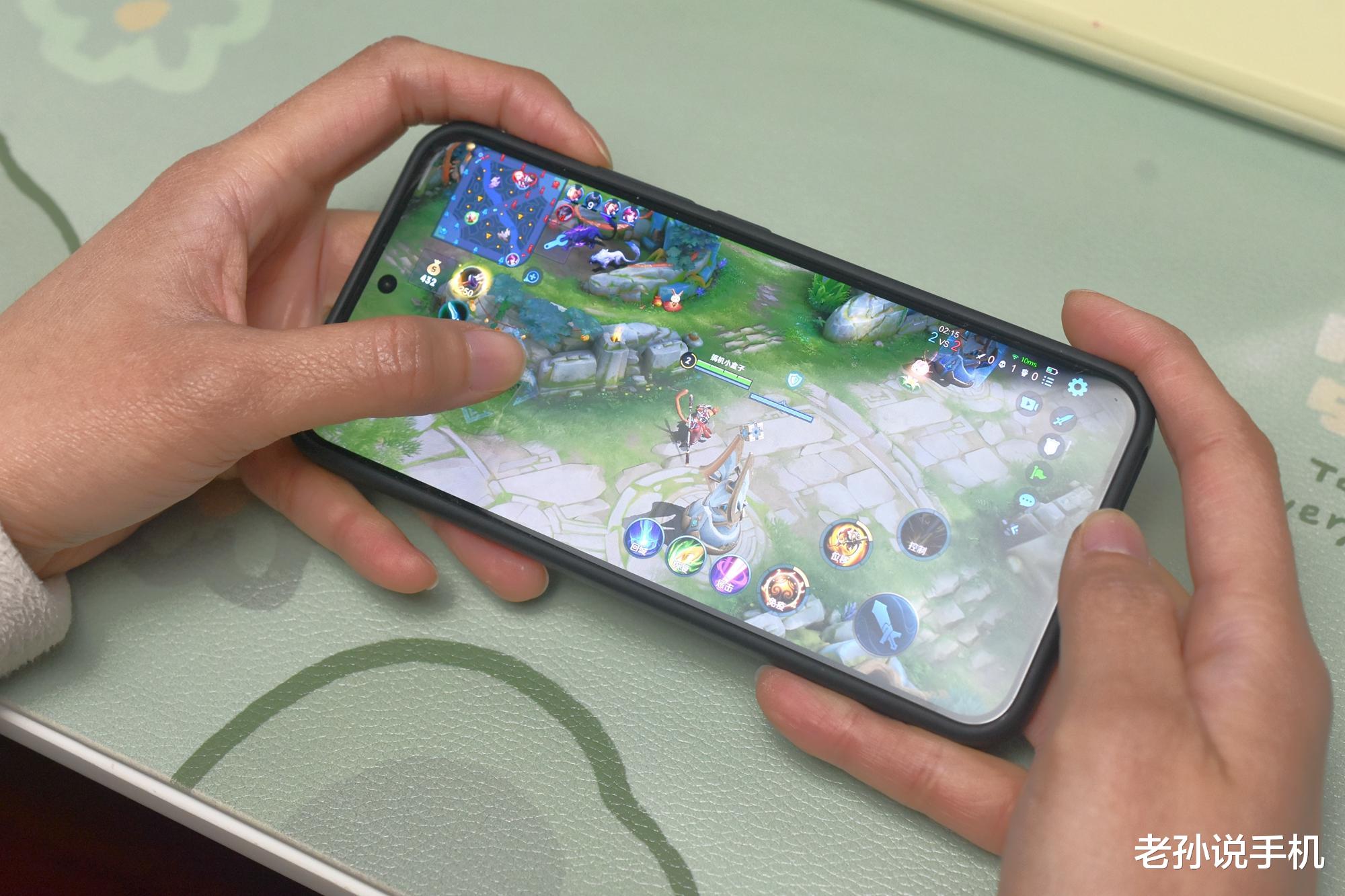 特斯拉|好评率居高不下,小米13凭啥受欢迎?网友总结三点原因!