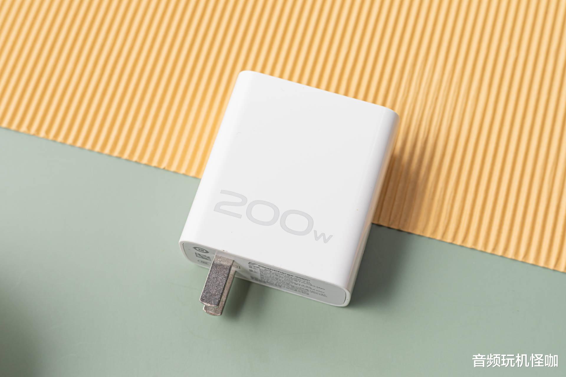 iqoo10|iQOO 10 Pro测评:当前市场充电最快的驯龙高手