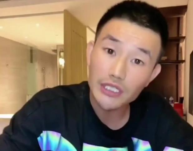 谢孟伟|“嘎子哥”谢孟伟走潘长江老路，镶钻手表卖199，下单后又让退货