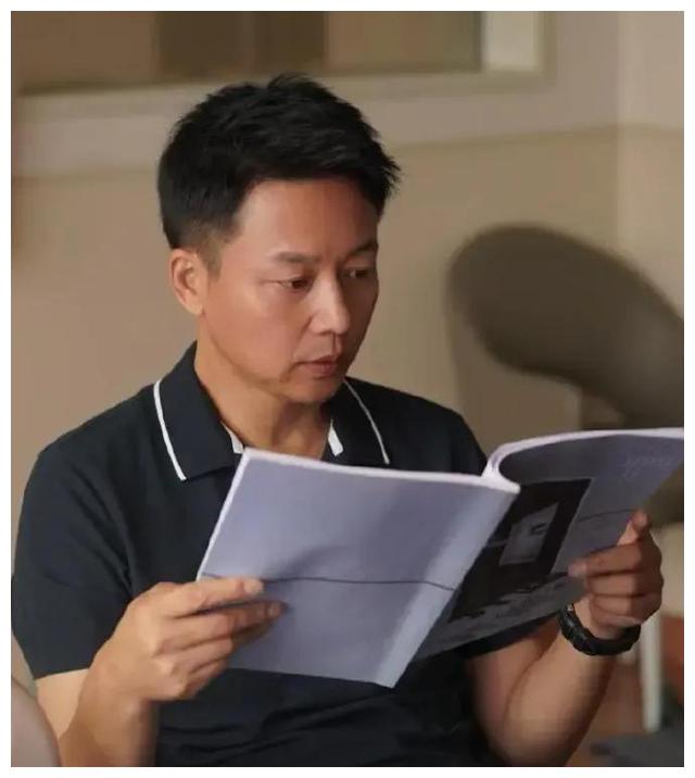 刘畊宏|明明快50+的年龄,身材却像30岁的人,这4个男星的身材管理太狠了