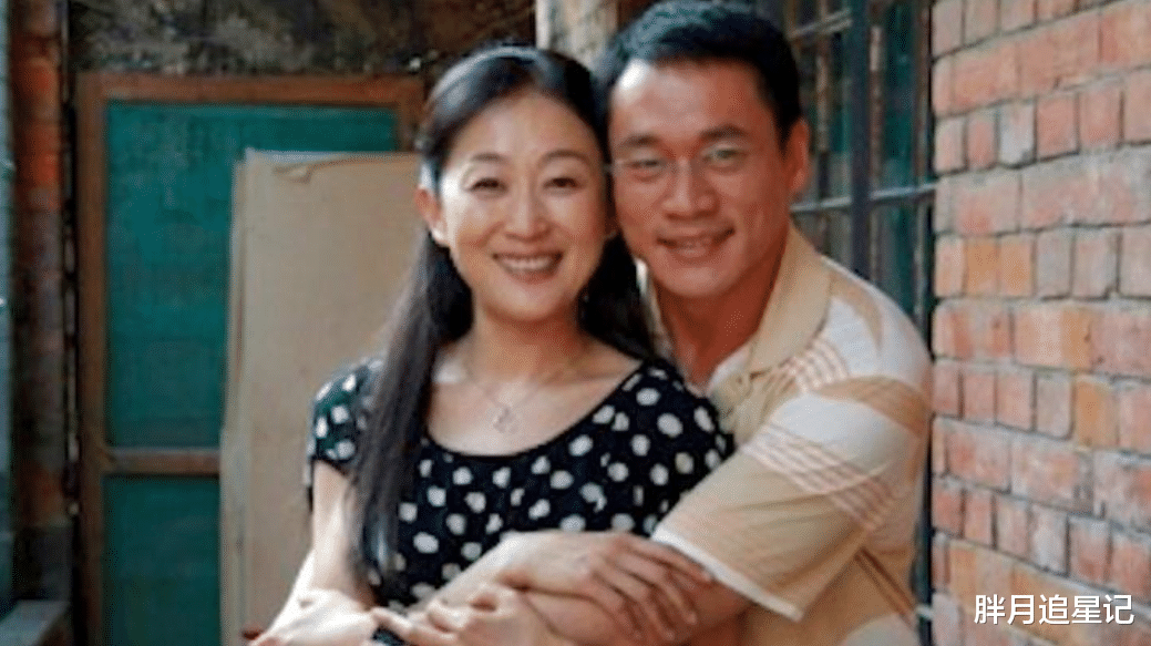 巫刚|和赵英离异后,守着不婚不育的陈瑾20年,巫刚到底图什么?