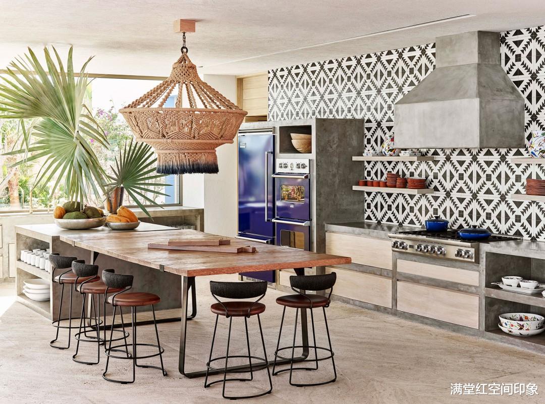 少女心泛滥！这座度假屋太独特，风格相当亮眼！