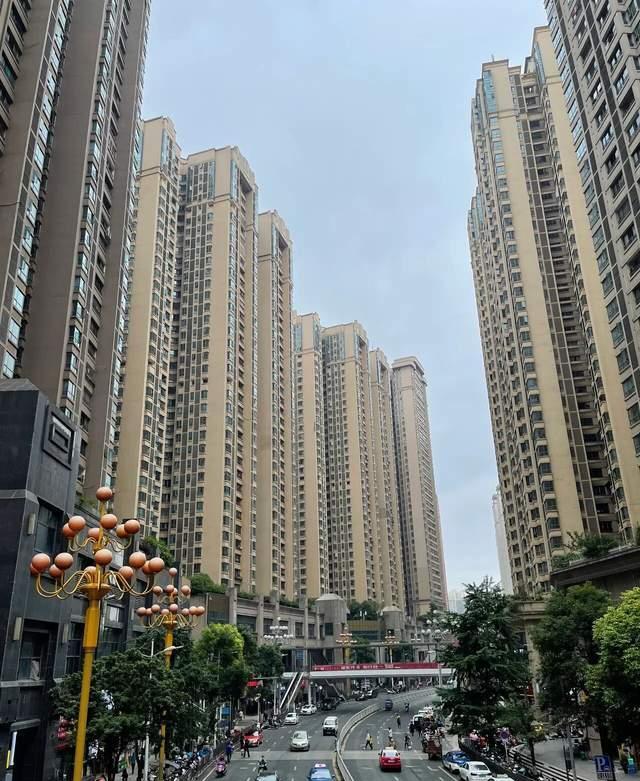 恒大|刚需第一次买房,这年头买新房怕停工,买二手房可行吗?