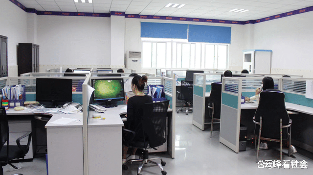 伦理|女子财务作假被经理发现,经理提特殊要求,最后险些酿成伦理悲剧