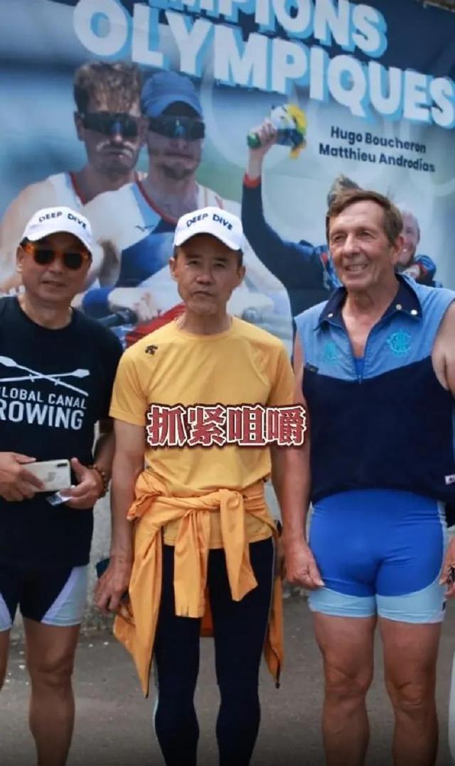 明星|有人在意大利游野泳，有人晒黑像“十八铜人”，明星纷纷出国游玩