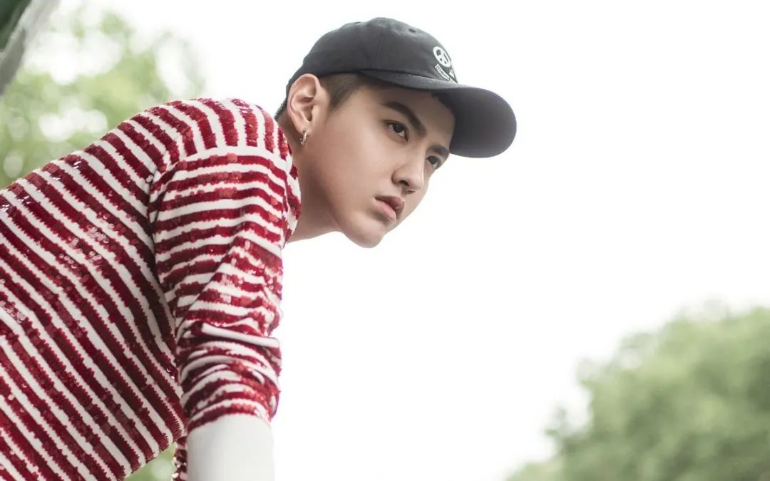 吴亦凡|吴亦凡突然更新社交平台，改头换面账号遭注销，网友：将要复出？