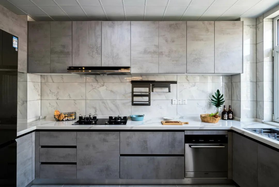 邻居家180㎡大户型，装出禅意新中式，网友：格调太迷人了！