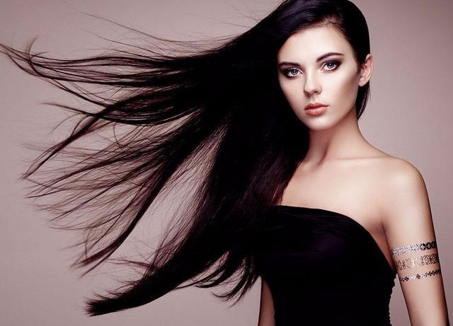 白发|为何白发越来越多?医生奉告:5类食物吃多了,影响黑发生长!