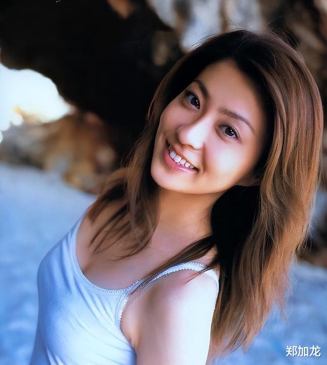 文咏珊|日本国宝演员妻子有多难?最美女主播操心劳累7年,35岁患癌离世