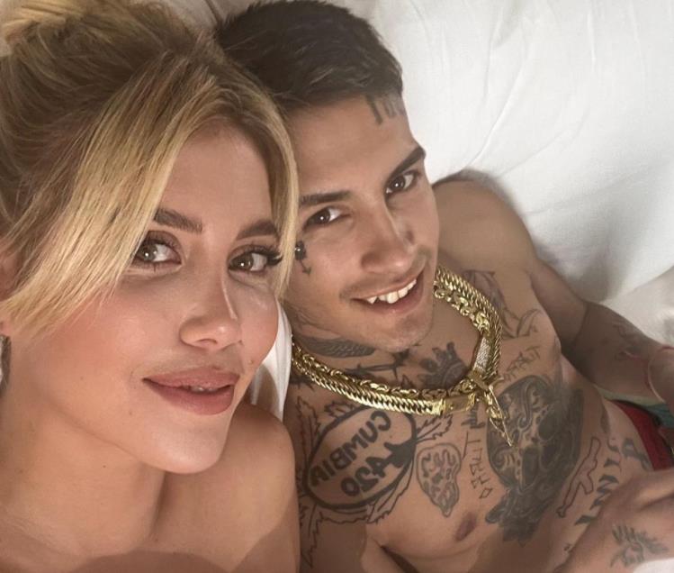 毛罗·伊卡尔迪|离了大谱！旺达回应传闻：和歌手恋情为假，仍爱伊卡尔迪！