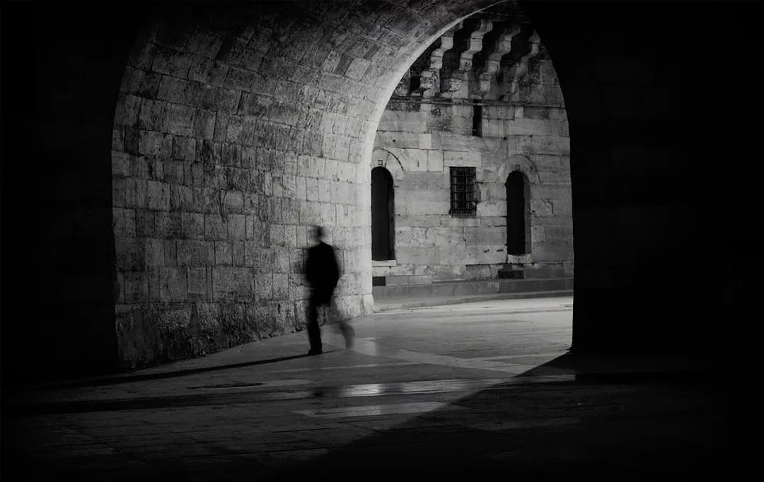 焦安静|跑圈“女神”焦安静也阳了:为什么跑步“大神”也挡不住新冠?