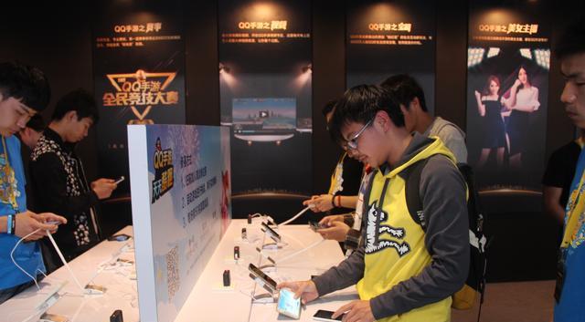 微信|微信用户达12亿，VIP服务功能能实现免费吗？业内人说出实情