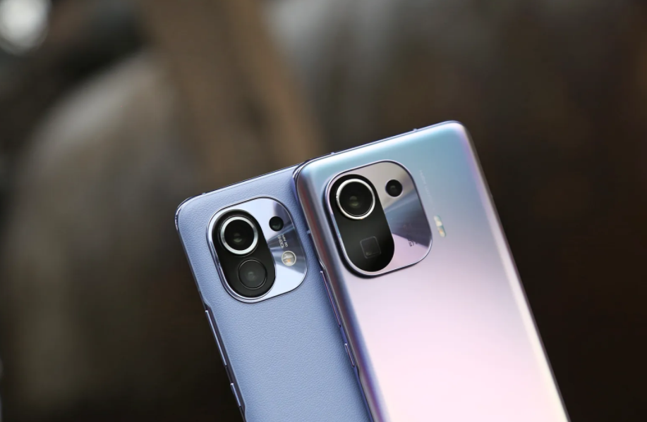 小米科技|相比小米12，小米11从参数以及外观上，解决了小米10存在的问题