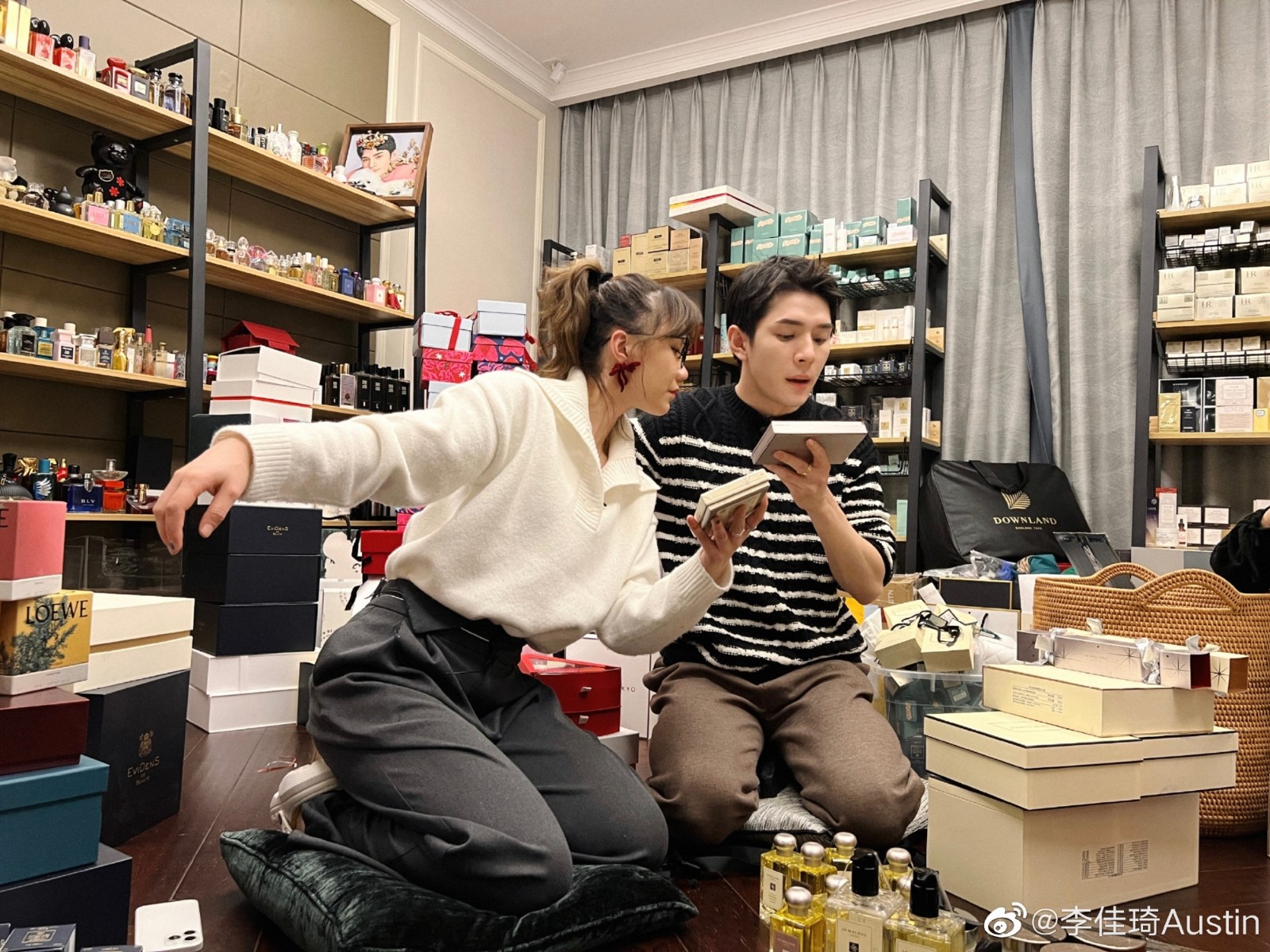 肖战|品牌不合作李佳琪就被内涵,肖战何辜?网友:请神容易送神难