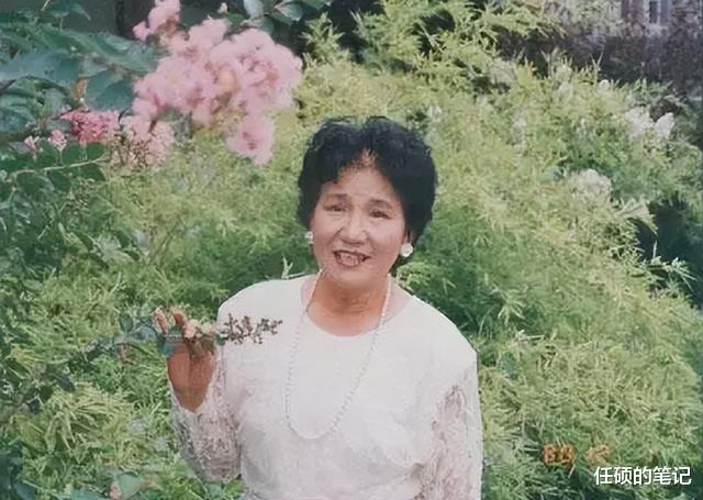 赵丽蓉|帮国家抓到“间谍”,赵丽蓉仅靠两句台词,她的小品到底有多厉害