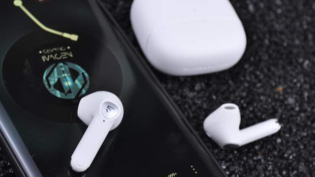 蓝牙耳机|泥炭SoundPEATS Air3蓝牙耳机试玩：走心用心诠释声音美学