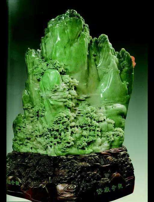 翡翠|虎年第一展，1298件中国瑰宝亮相，四件翡翠珍藏惊为天人