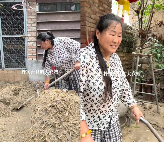 大衣哥老婆太能干,忙清理鸡舍,推几车鸡粪不喊累,名牌上衣抢镜