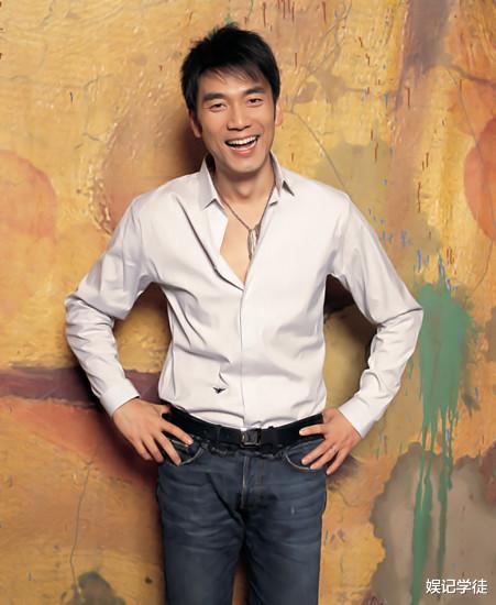 林依轮|林依轮晒照为自己庆生,火锅蛋糕太逼真,模特妻子罕见露面