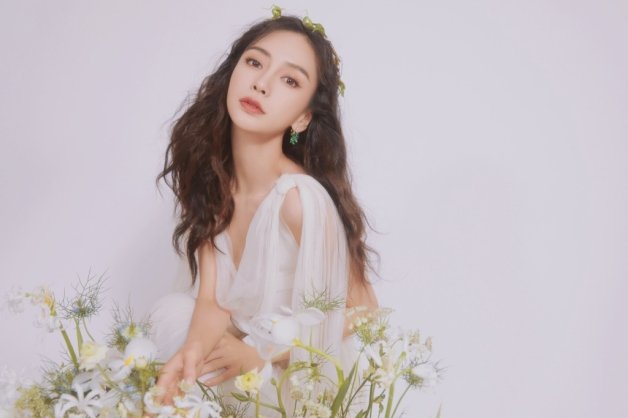 吴倩|8位「离婚转运」陆剧女星！吴倩绝美孕照曝光，杨颖、赵丽颖、佟丽娅认真搞事业！