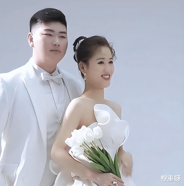 真捧场!曝村民推举大衣哥儿子小伟当村民,小伟能力遭网友质疑