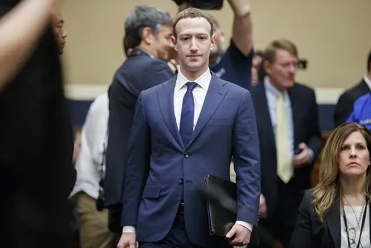 伊隆·马斯克|三个消息:马斯克警告,扎克伯格道歉,亚马逊市值暴跌