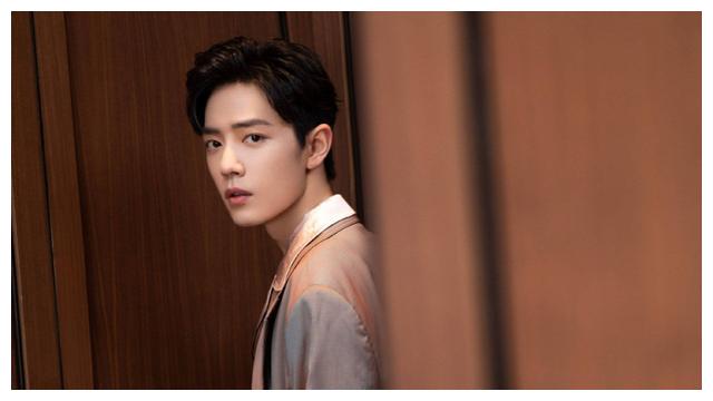 肖战|狗仔刘大锤评价：31岁肖战私生活干净，檀健次被低估白敬亭老实