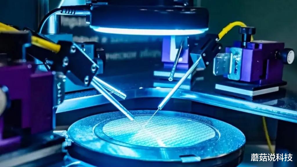 中国移动|围攻芯片后果出现？韩半导体正式行动，专家：“内讧”早已开始！