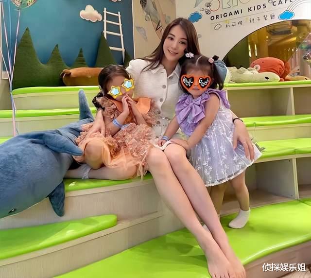 方媛|郭富城老婆晒近照,粉嫩装扮大秀少女感,生了两娃体重不足90斤