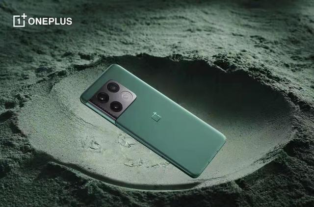 一加科技|1TB大存储+顶级4nm,5300mAh+88W,一加10T来袭
