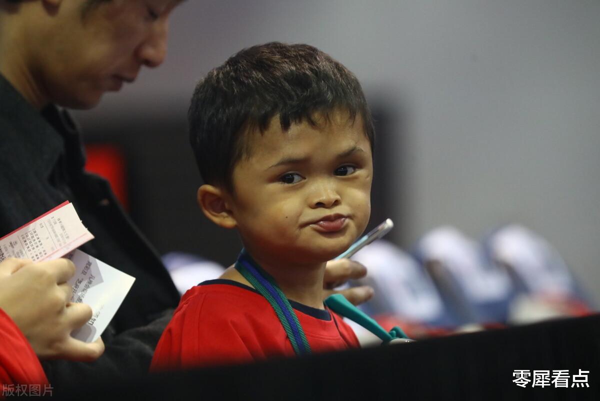 马云|曾经的网红小马云为讨过路费上热搜，真正的马云会有何感想？