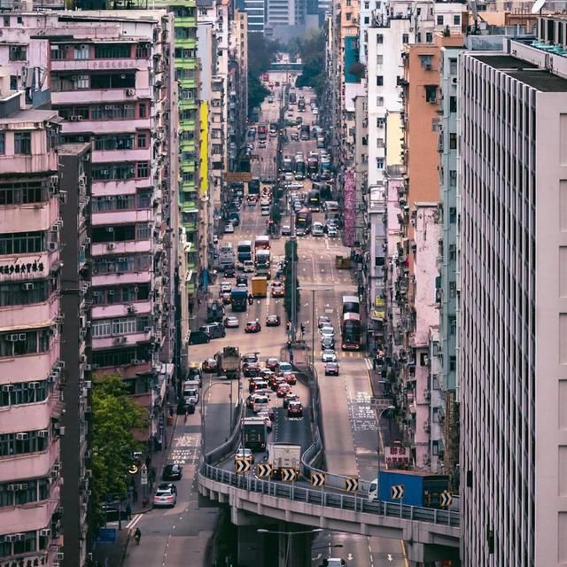 香港|香港夫妇晒230万“豪宅”火了:12㎡,全屋塞满柜子,网友:服了