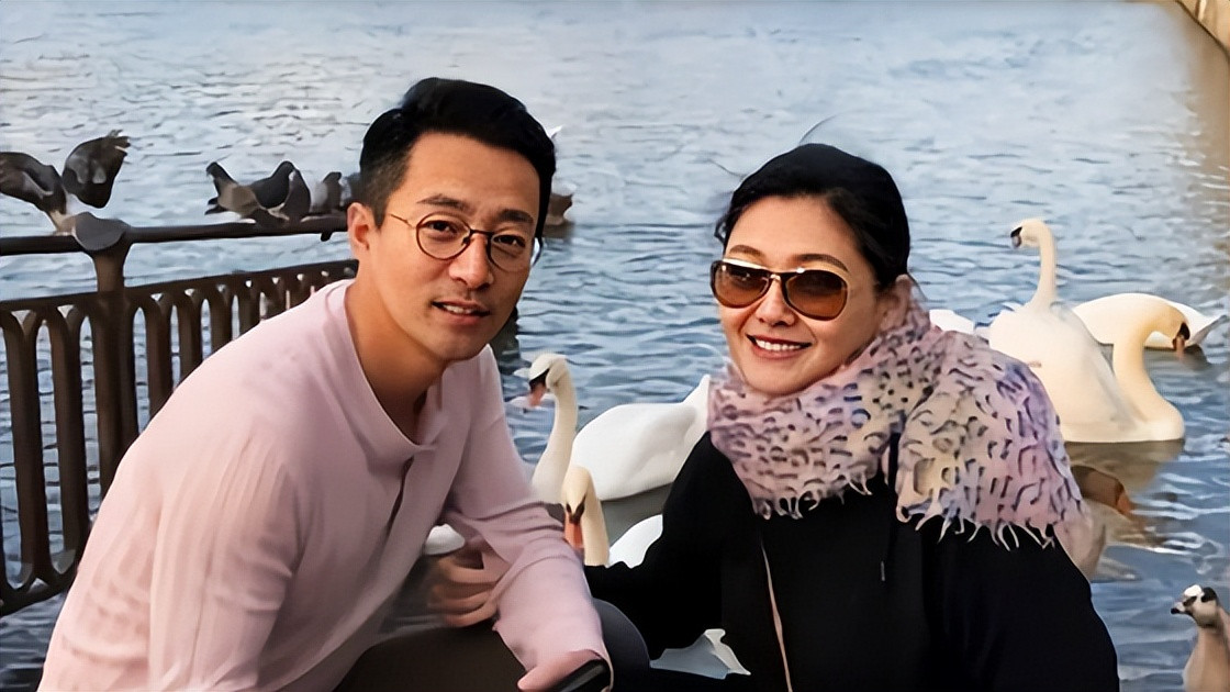 阿凡达2|汪小菲向大S求和休战，张兰怒骂“怂蛋”！