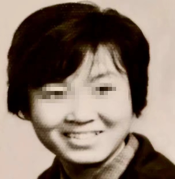 1974年,21岁上海女知青,雨夜上厕所失踪,几十年来都音信全无