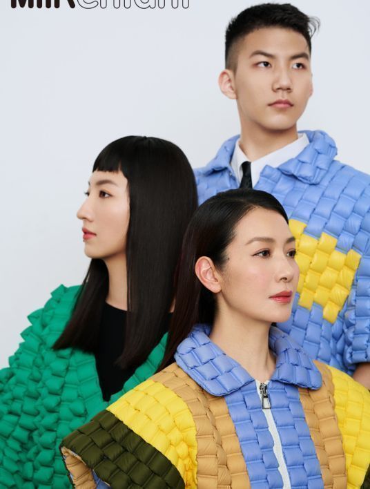 |胡军儿子拍写真，13岁康康越发帅气，被网红喊话进娱乐圈