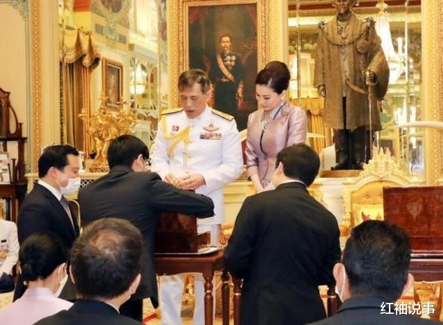 苏提达|?44岁苏提达身材走样，腹部有了“小肚腩”，赢得宫斗后心宽体胖